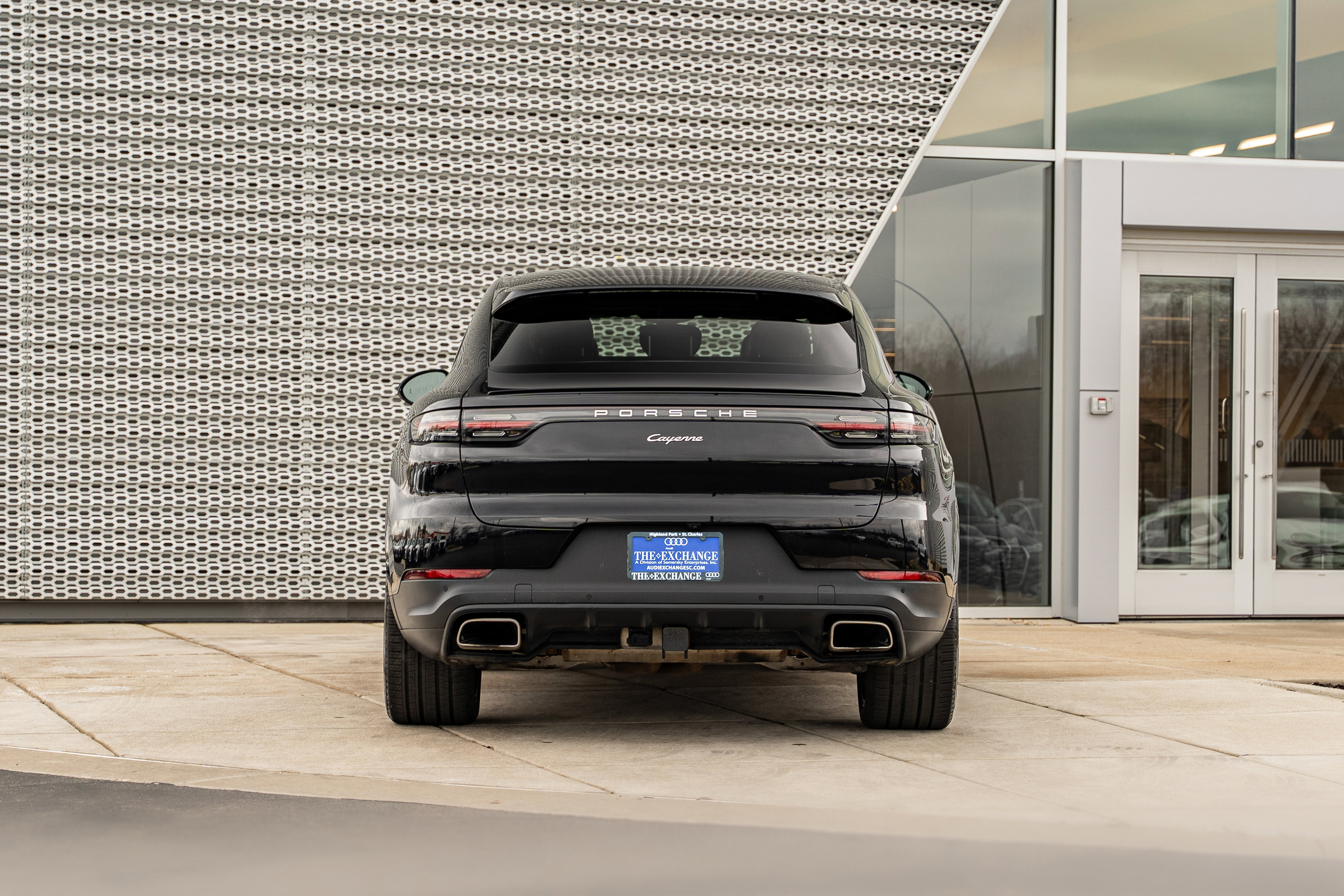 Used 2021 Porsche Cayenne Coupe AWD/4WD image 31