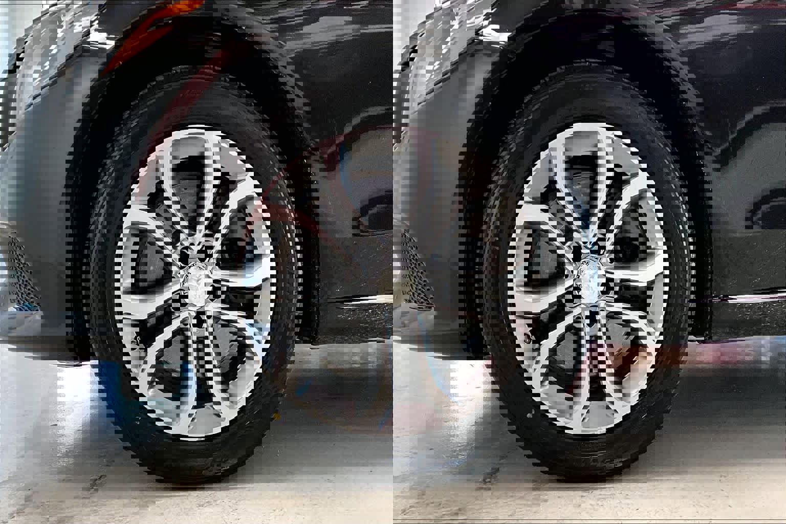 Used 2016 Mercedes-Benz C 300 4MATIC Sedan image 7