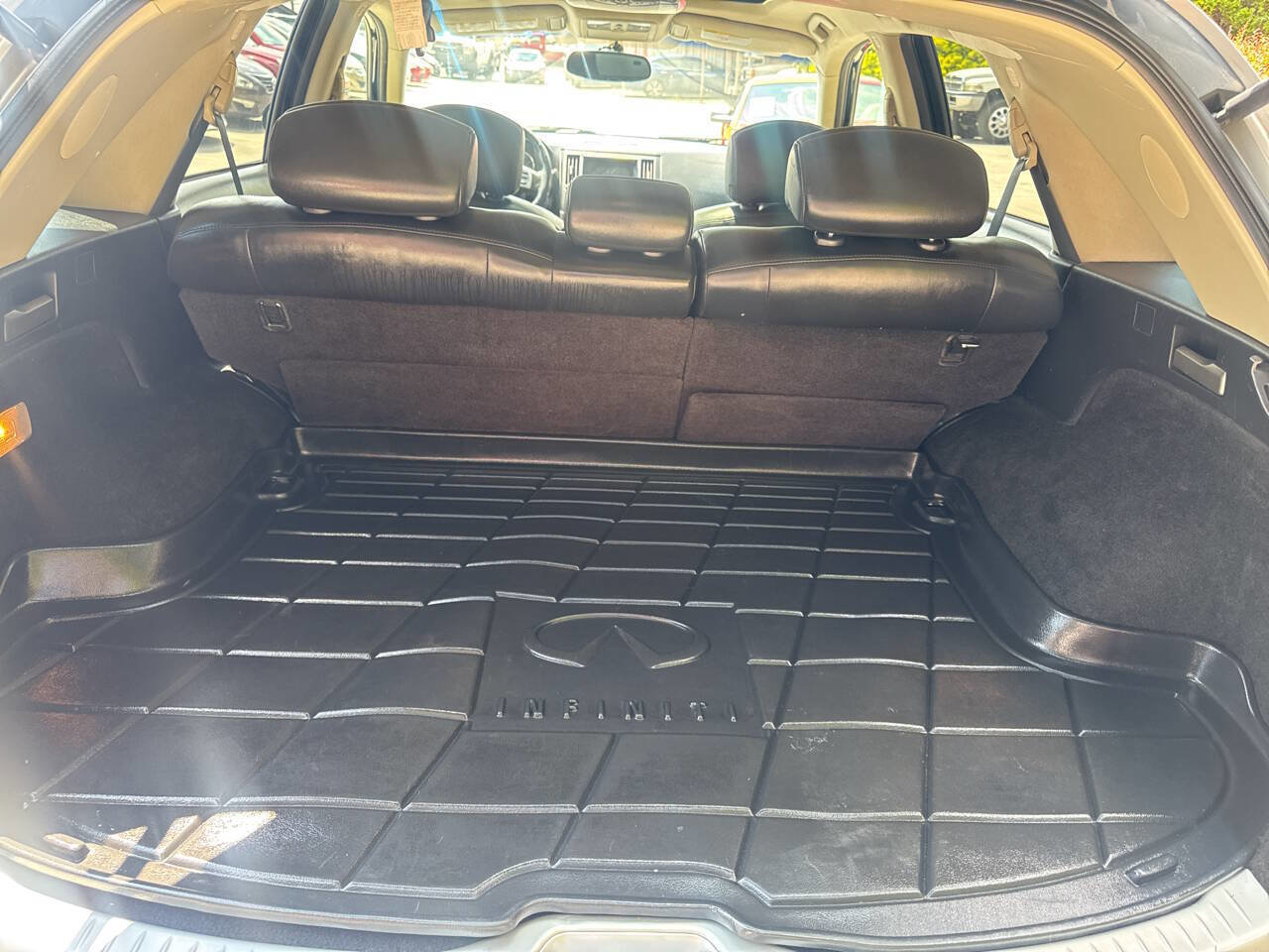 Used 2004 INFINITI FX45 AWD w/ Technology Pkg image 13