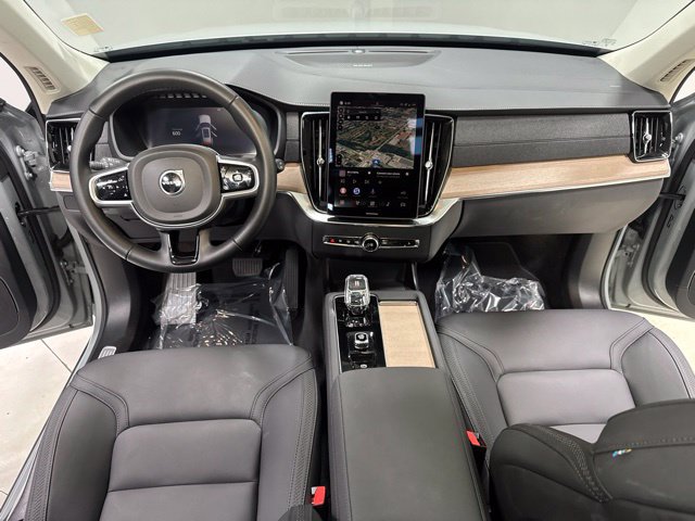 Used 2026 Volvo XC90 B6 Plus AWD/4WD image 4