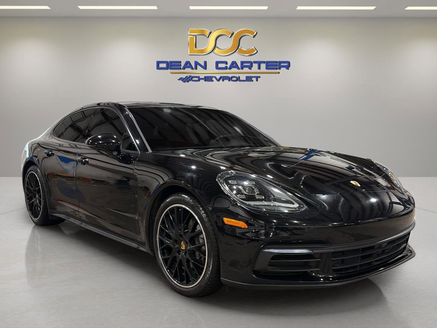 Used 2017 Porsche Panamera 4 image 7