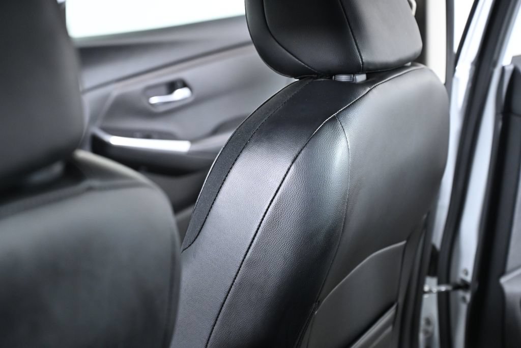 Certified 2023 Nissan Sentra SR w/ SR Premium Package FWD image 27