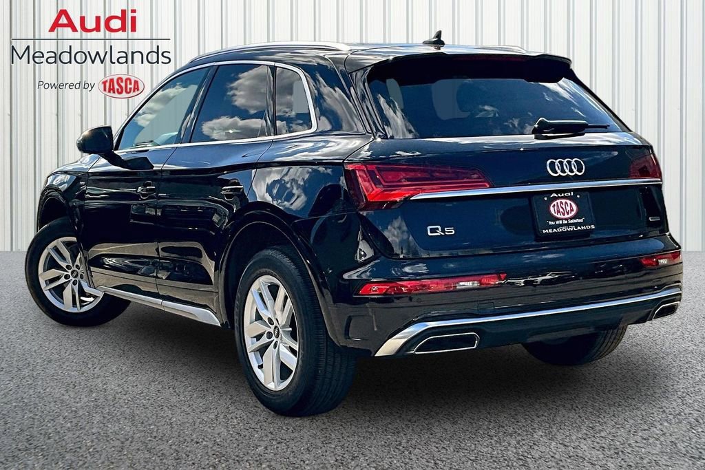 Used 2023 Audi Q5 2.0T Premium w/ Convenience Package image 4