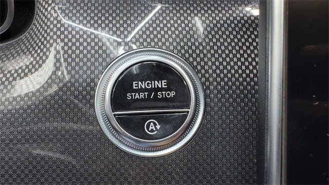 Used 2023 Mercedes-Benz C 300 Sedan image 25