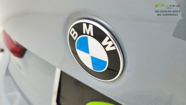 Used 2025 BMW M340i Sedan RWD image 16
