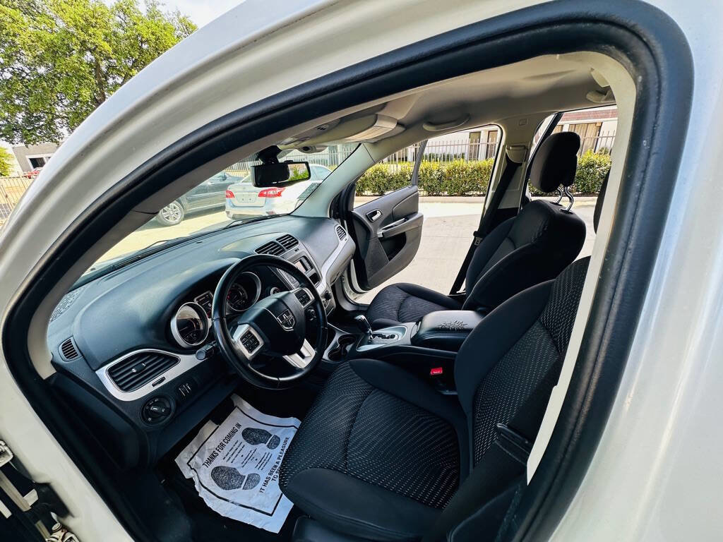 Used 2012 Dodge Journey SXT w/ Popular Equipment Group image 13