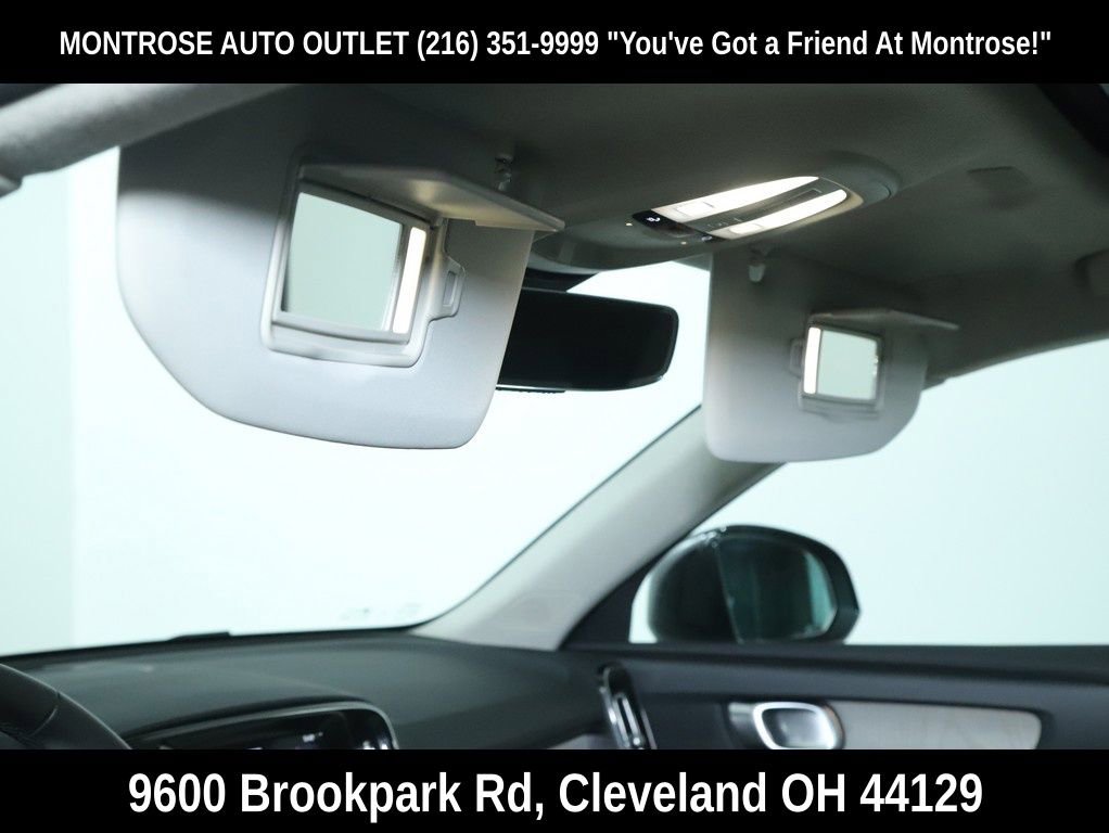 Used 2023 Volvo XC40 B5 Plus w/ Climate Package image 26