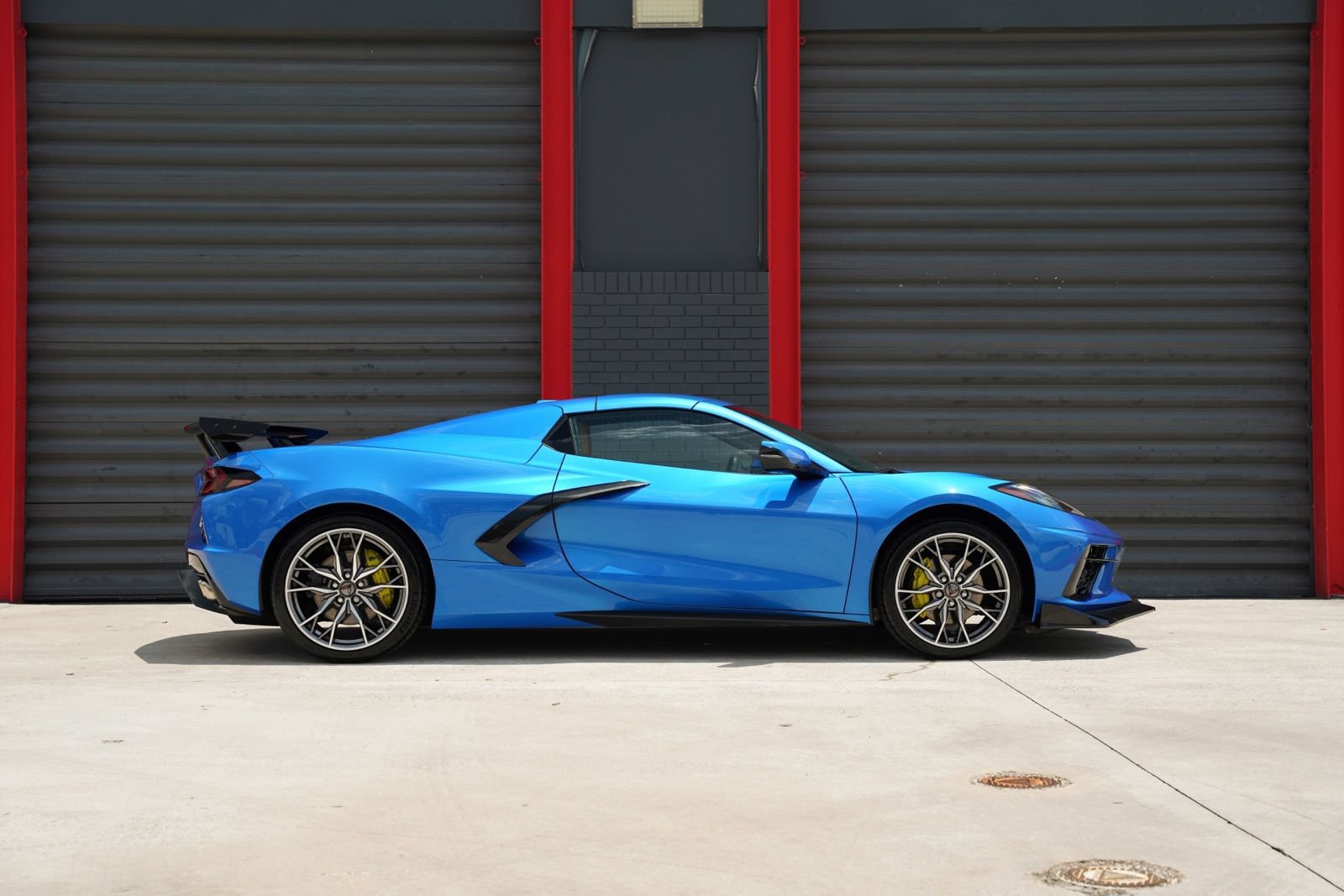 Used 2024 Chevrolet Corvette Stingray Preferred Conv w/ Battery Protection Package RWD image 16