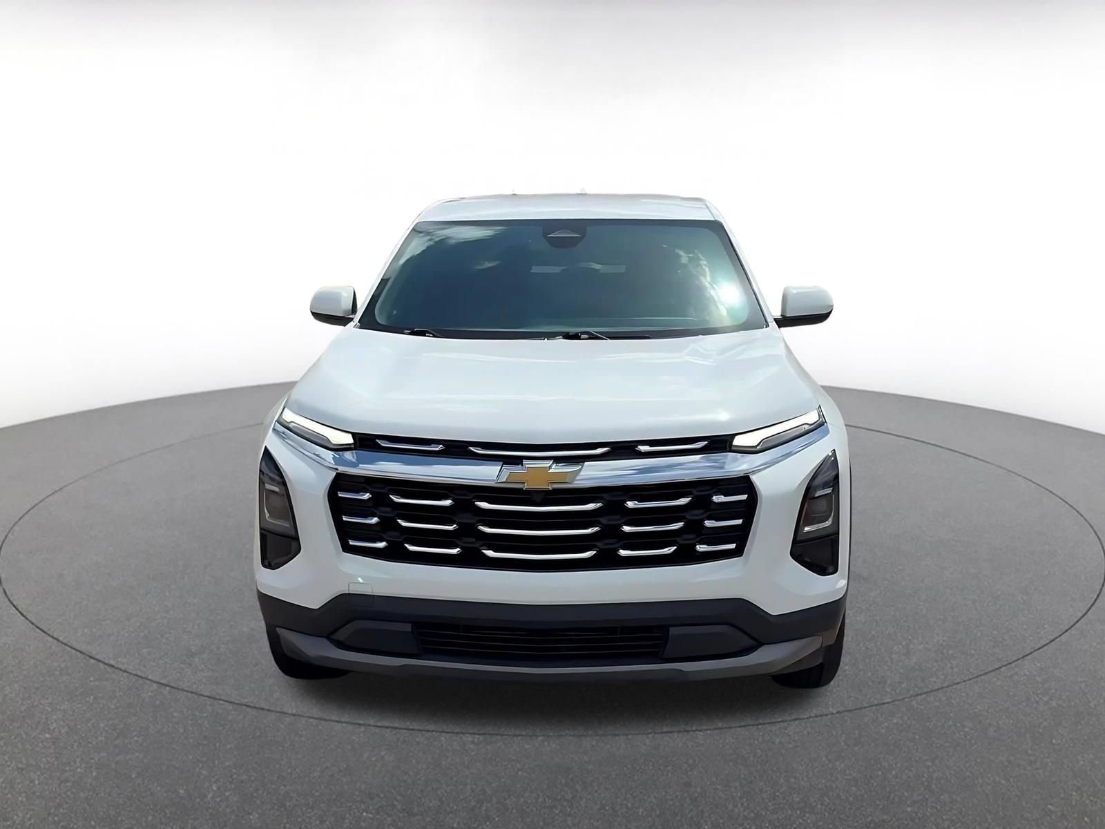 Used 2025 Chevrolet Equinox LT FWD image 4