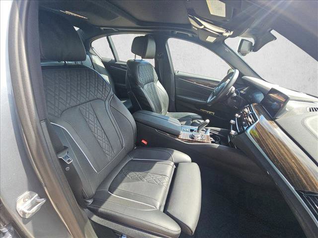 Used 2019 BMW M550i xDrive w/ Premium Package AWD/4WD image 20