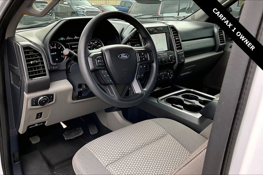 Used 2022 Ford F250 XLT w/ Black Appearance Package image 17