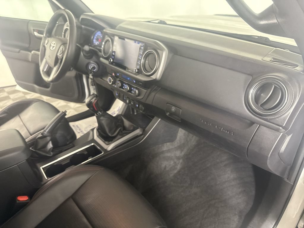 Used 2021 Toyota Tacoma TRD Pro AWD/4WD image 27