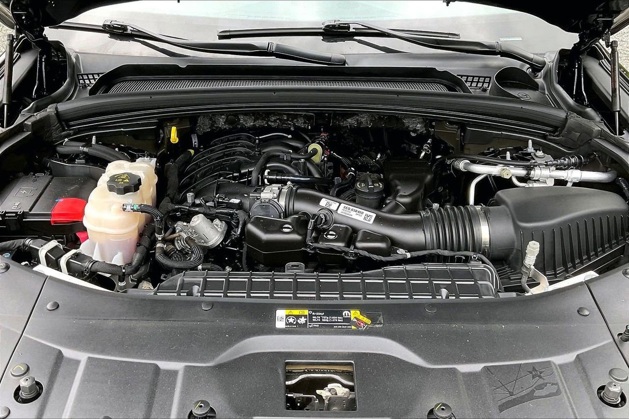 Used 2023 Jeep Grand Cherokee Altitude AWD/4WD image 37