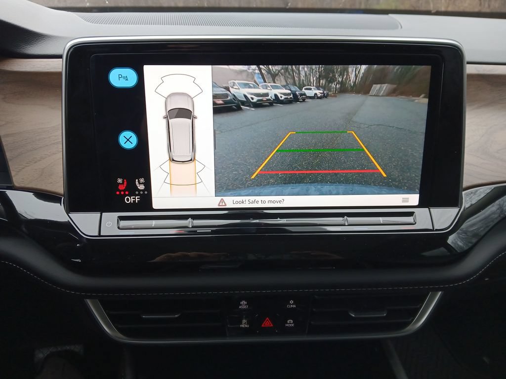 New 2026 Volkswagen Atlas SE FWD image 19