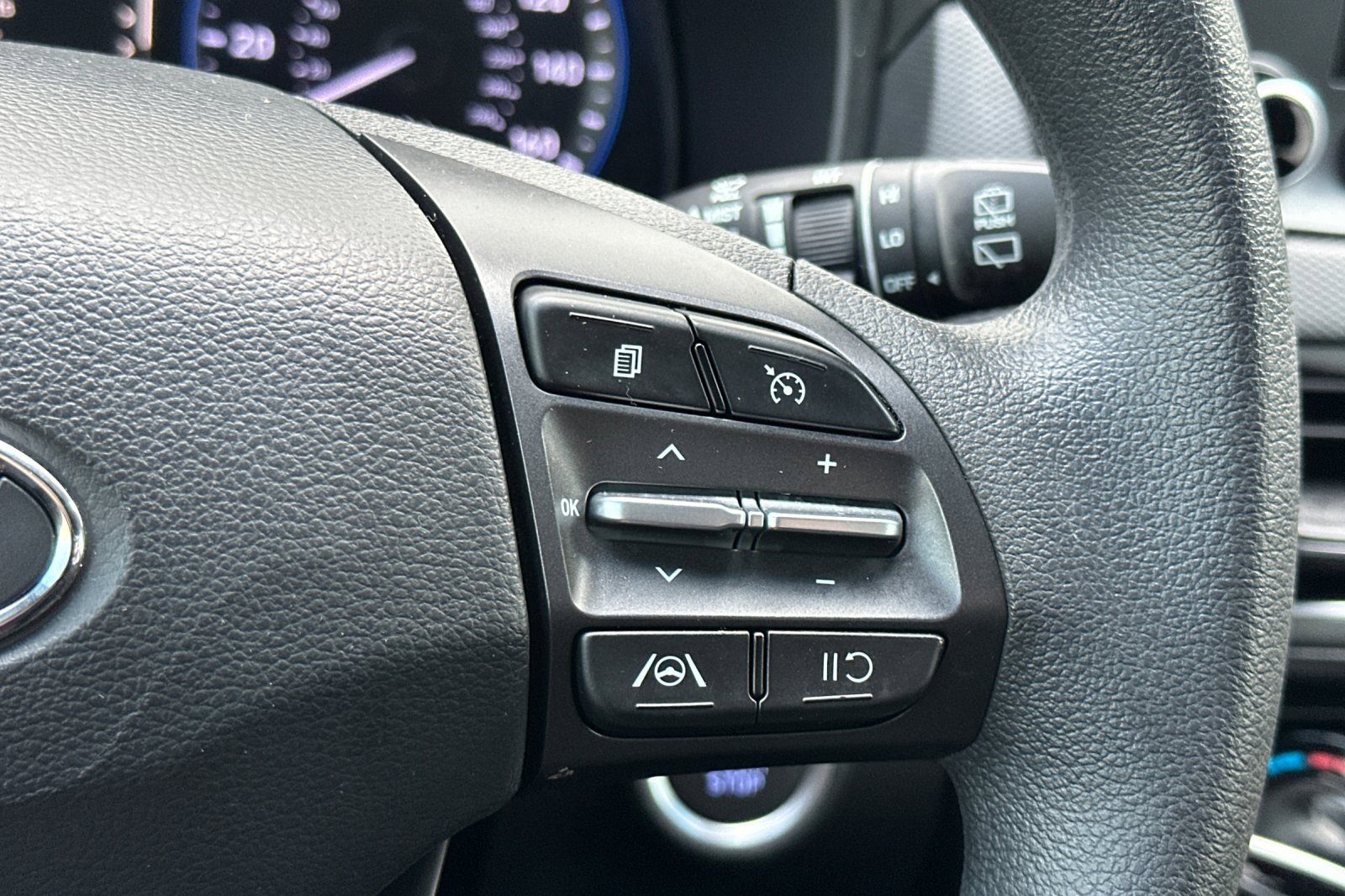 Used 2022 Hyundai Kona SEL w/ Cargo Package image 26