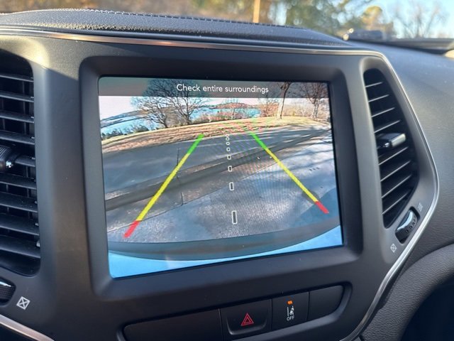 Used 2022 Jeep Cherokee Latitude Lux image 19