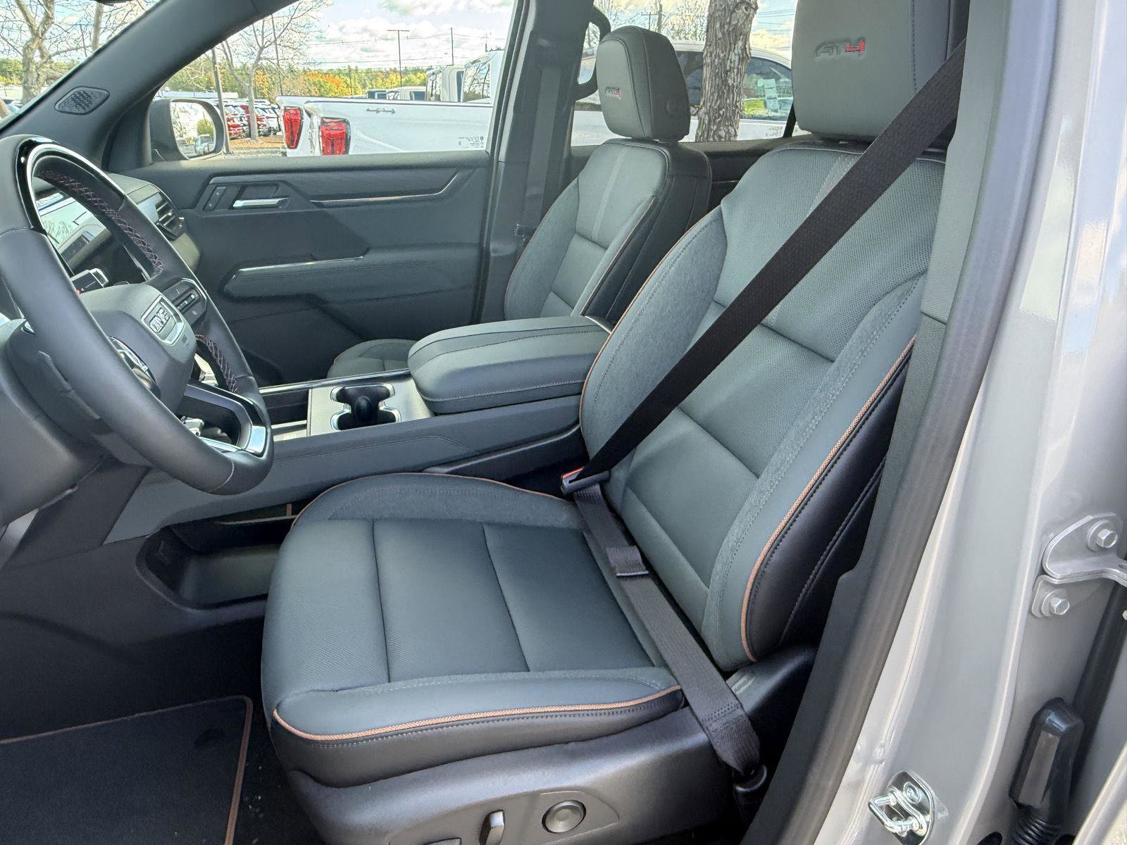 New 2026 GMC Acadia AT4 w/ Super Cruise Package image 14