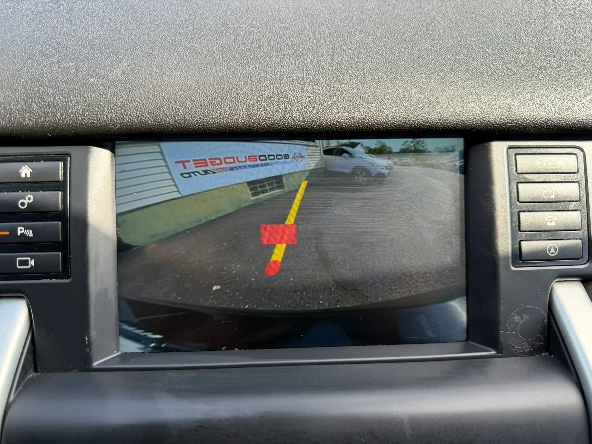 Used 2016 Land Rover Discovery Sport HSE Luxury image 61