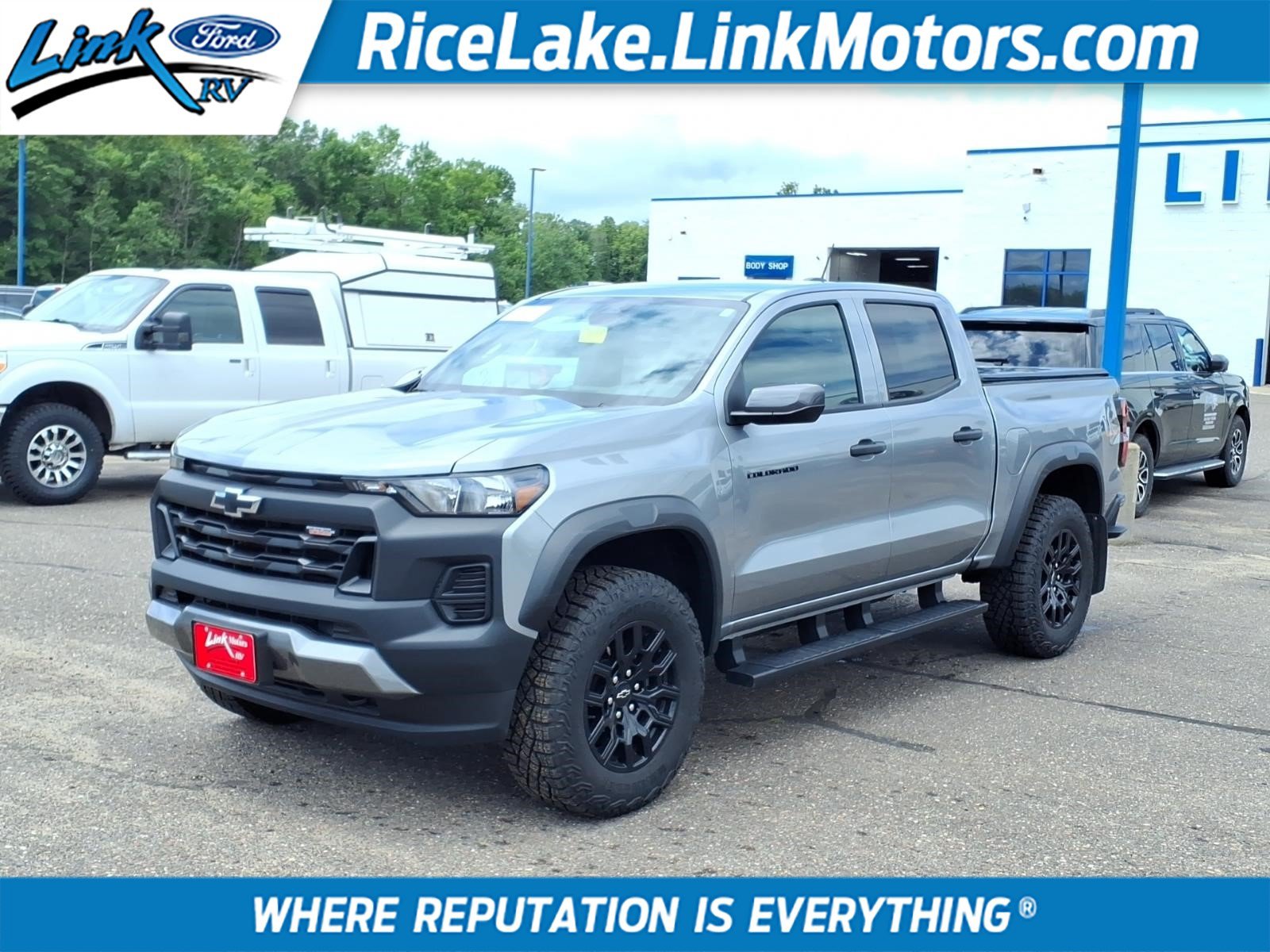 Used 2025 Chevrolet Colorado Trail Boss AWD/4WD video 1
