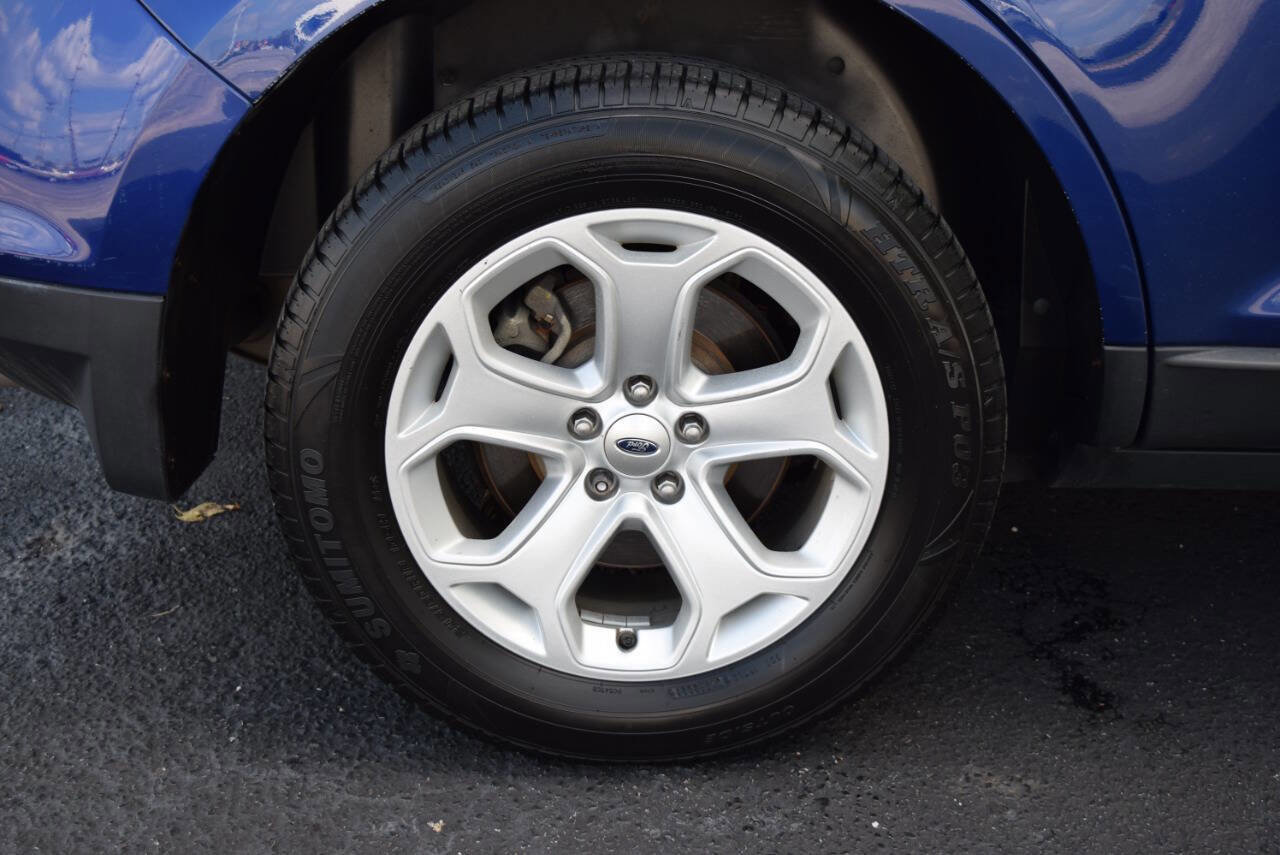 Used 2013 Ford Edge SE image 16