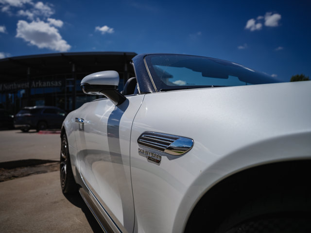 Certified 2023 Mercedes-Benz SL 55 AMG 4MATIC w/ Driver Assistance Package image 4