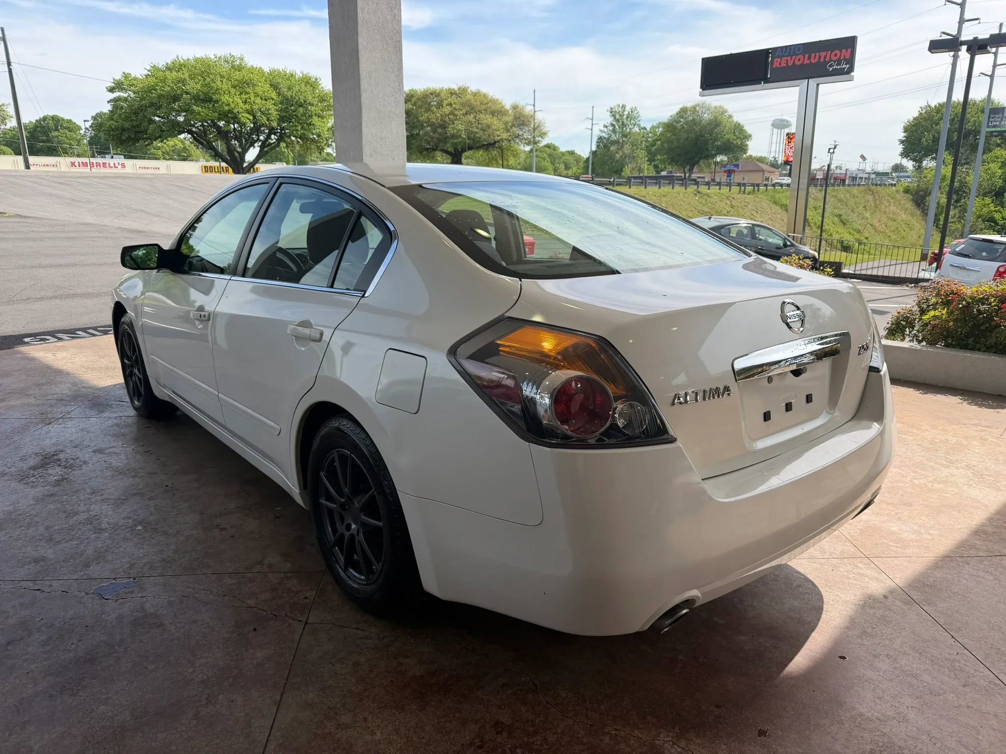 Used 2010 Nissan Altima 2.5 S image 4