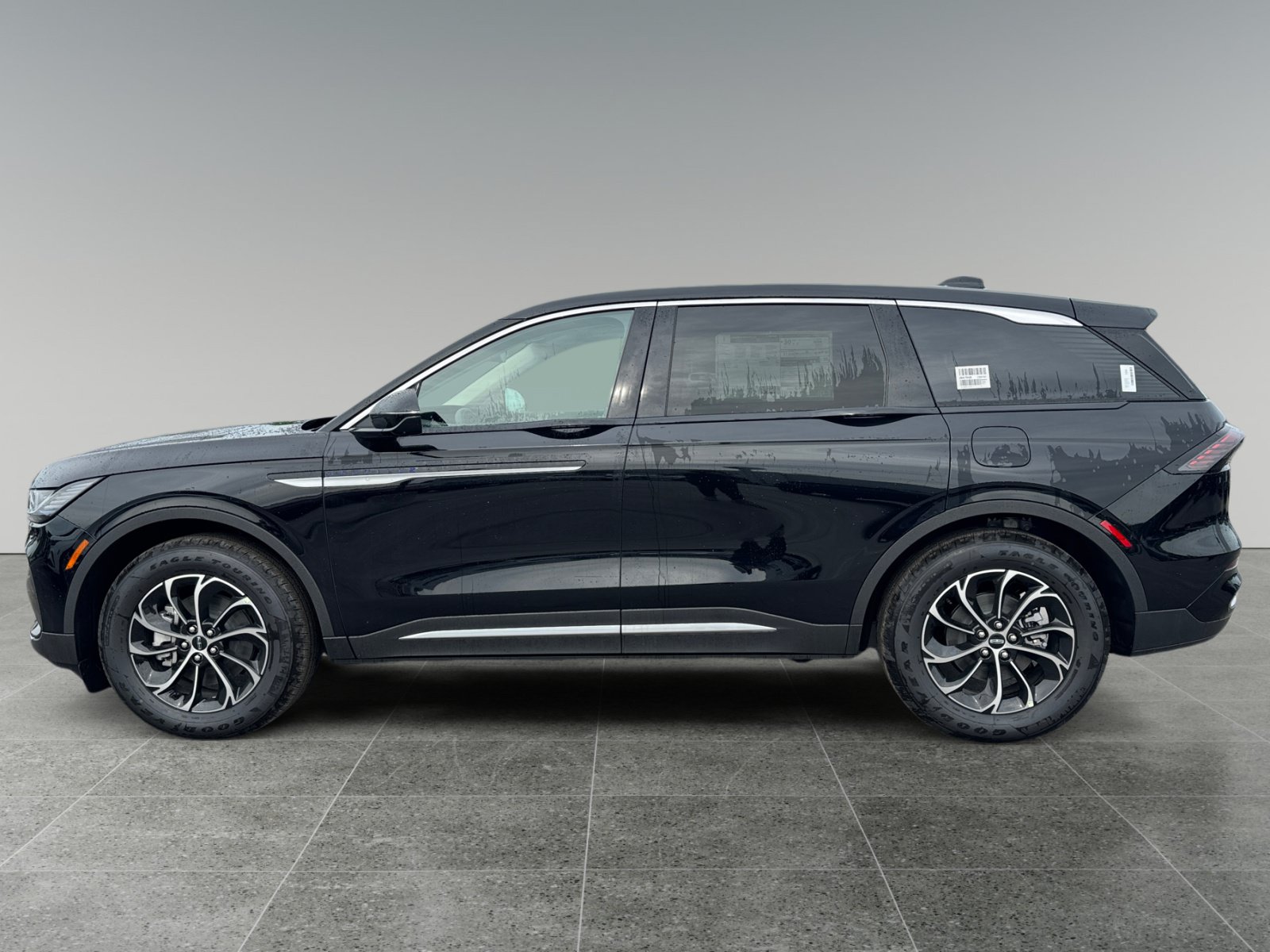 New 2026 Lincoln Nautilus Premier AWD/4WD image 3