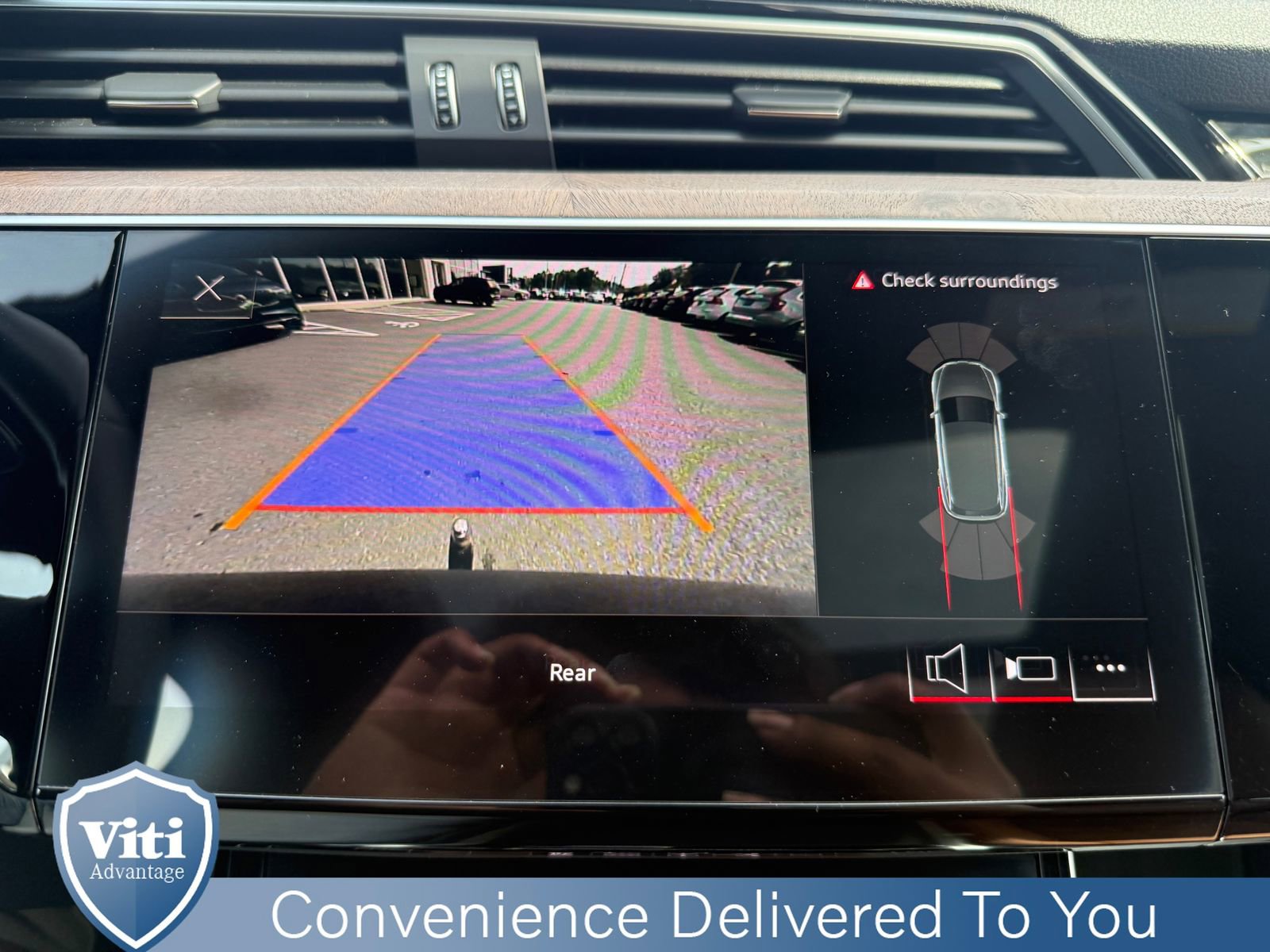 Used 2021 Audi e-tron Premium image 27