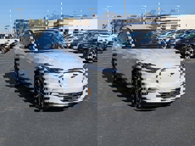 Certified 2025 Ford Mustang Mach-E Select w/ Comfort Package Lite image 1