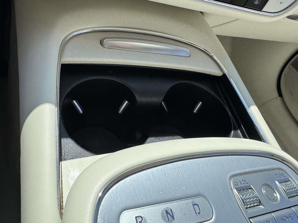 Certified 2023 Genesis G90 3.5T AWD/4WD image 23