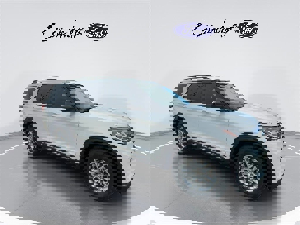 New 2025 Ford Explorer Active w/ Active Comfort Package image 2