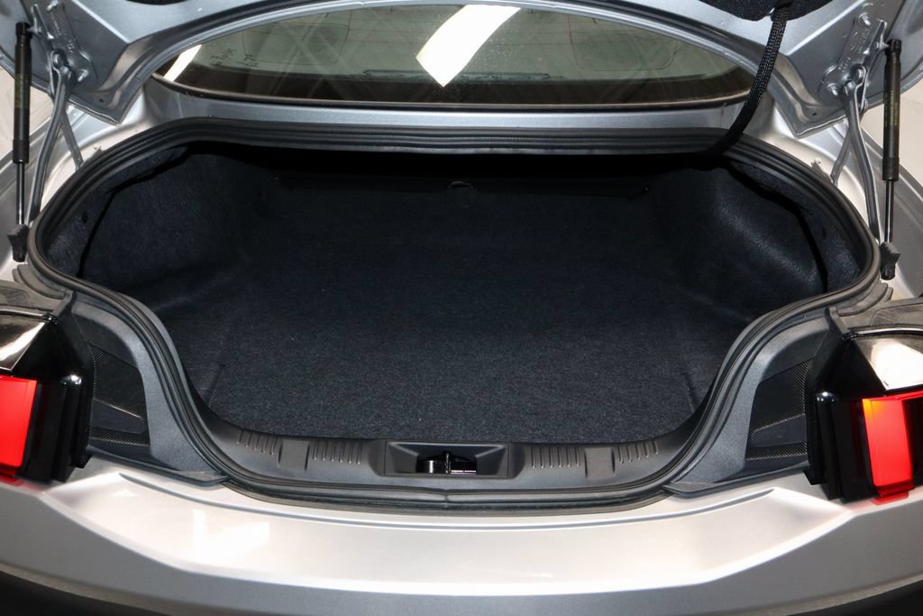 Used 2025 Ford Mustang Premium RWD image 15