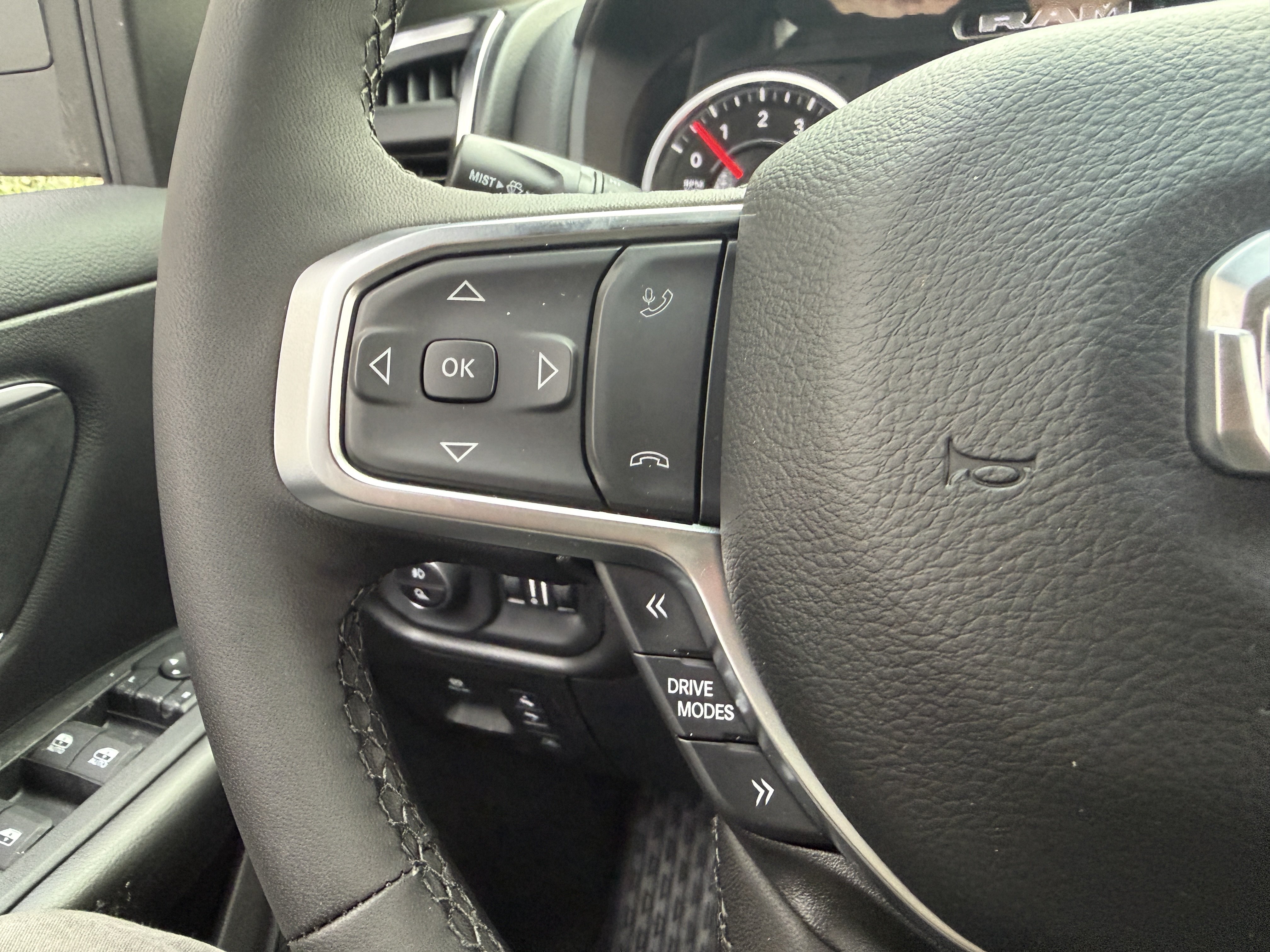 New 2026 RAM 1500 Big Horn AWD/4WD image 40