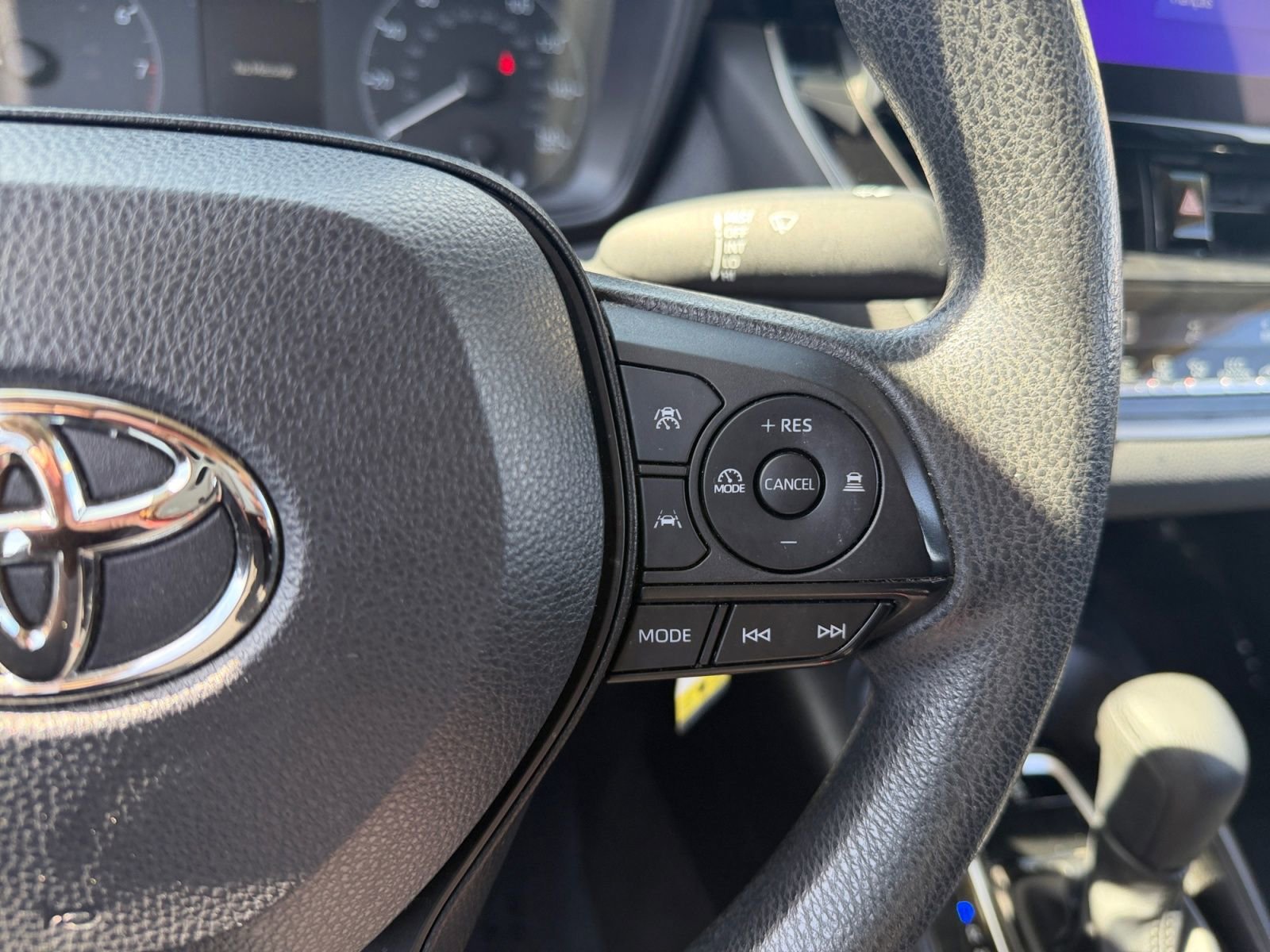 Certified 2023 Toyota Corolla LE image 19