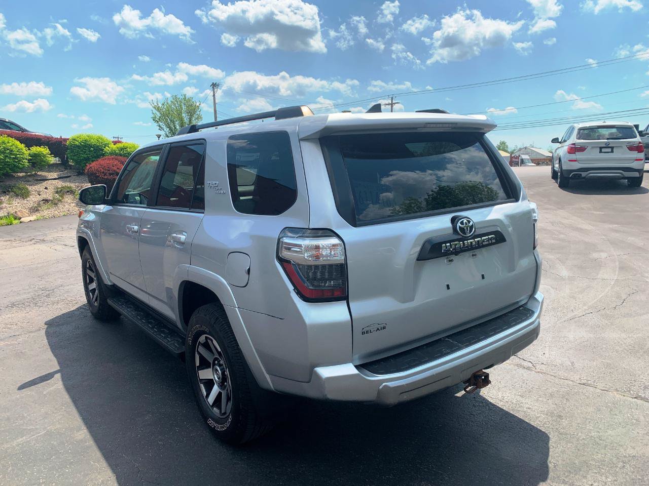 Used 2021 Toyota 4Runner SR5 AWD/4WD image 4