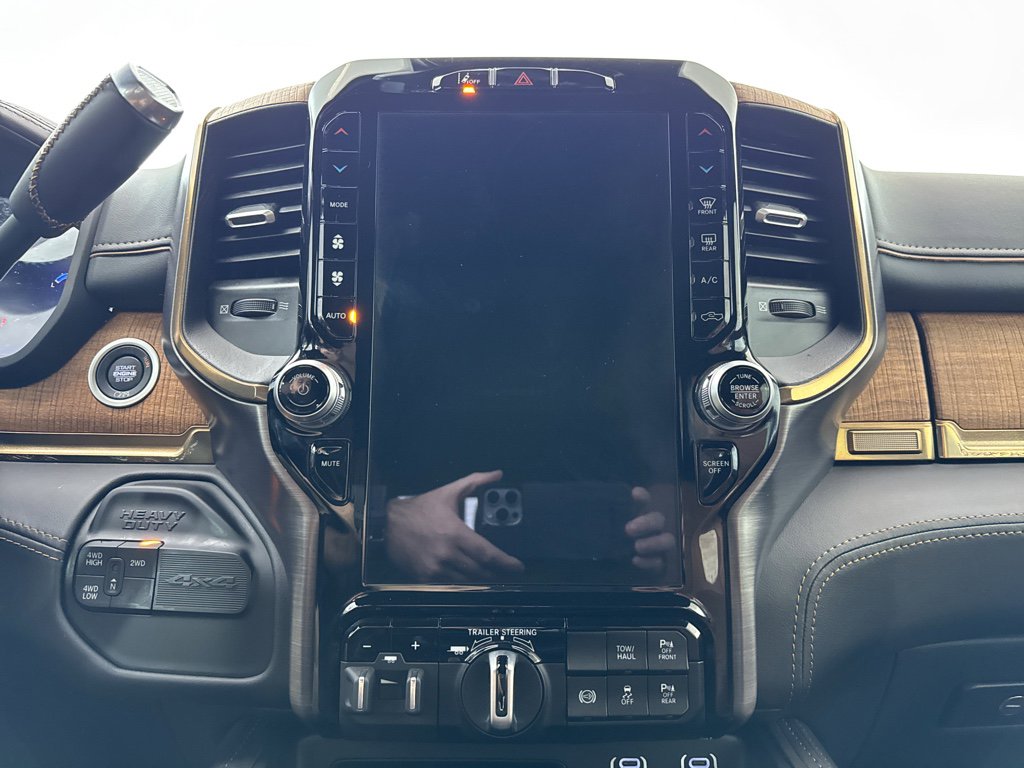 Used 2024 RAM 2500 Limited w/ Safety Group image 21