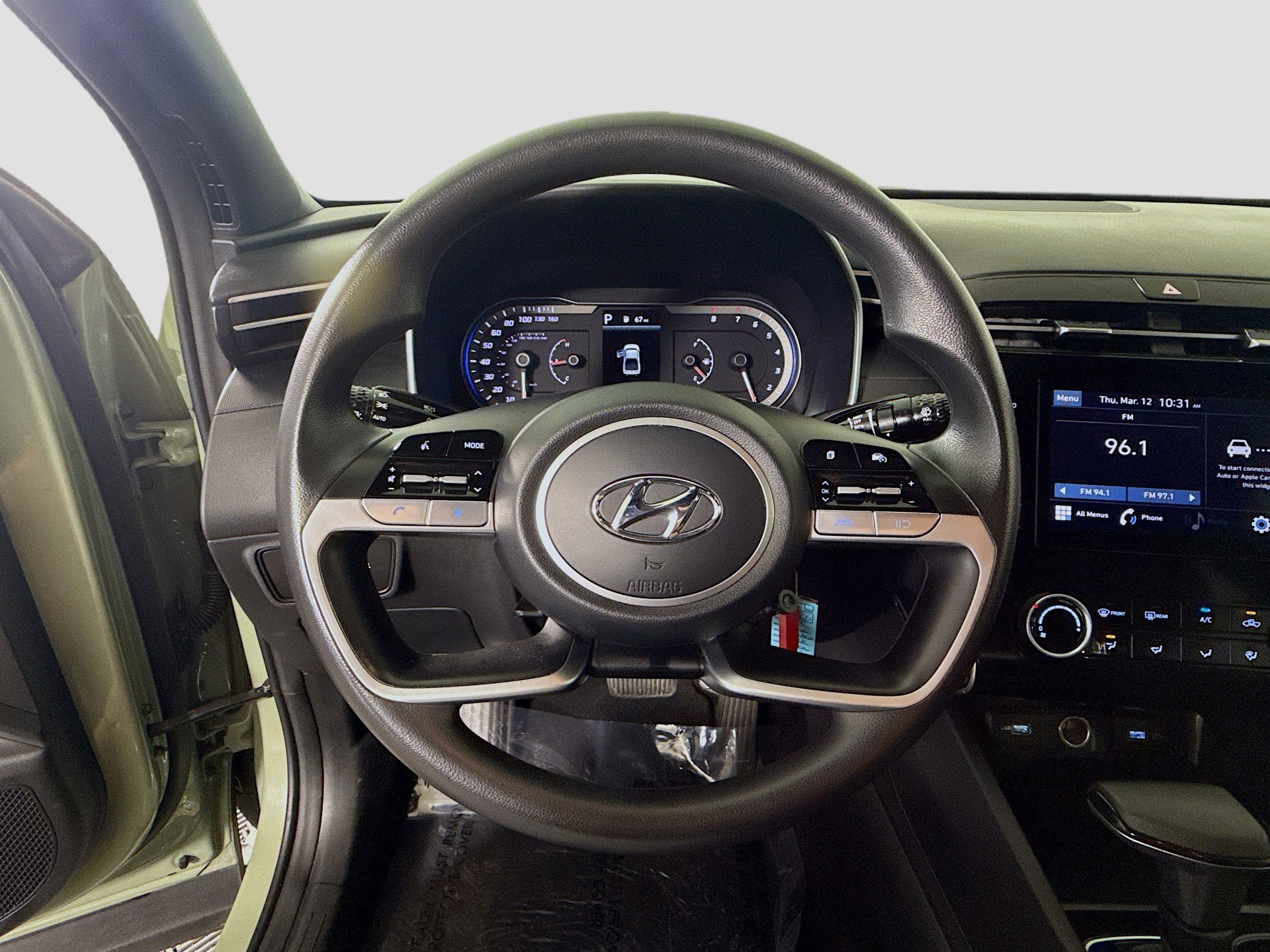 Used 2023 Hyundai Santa Cruz SE image 13