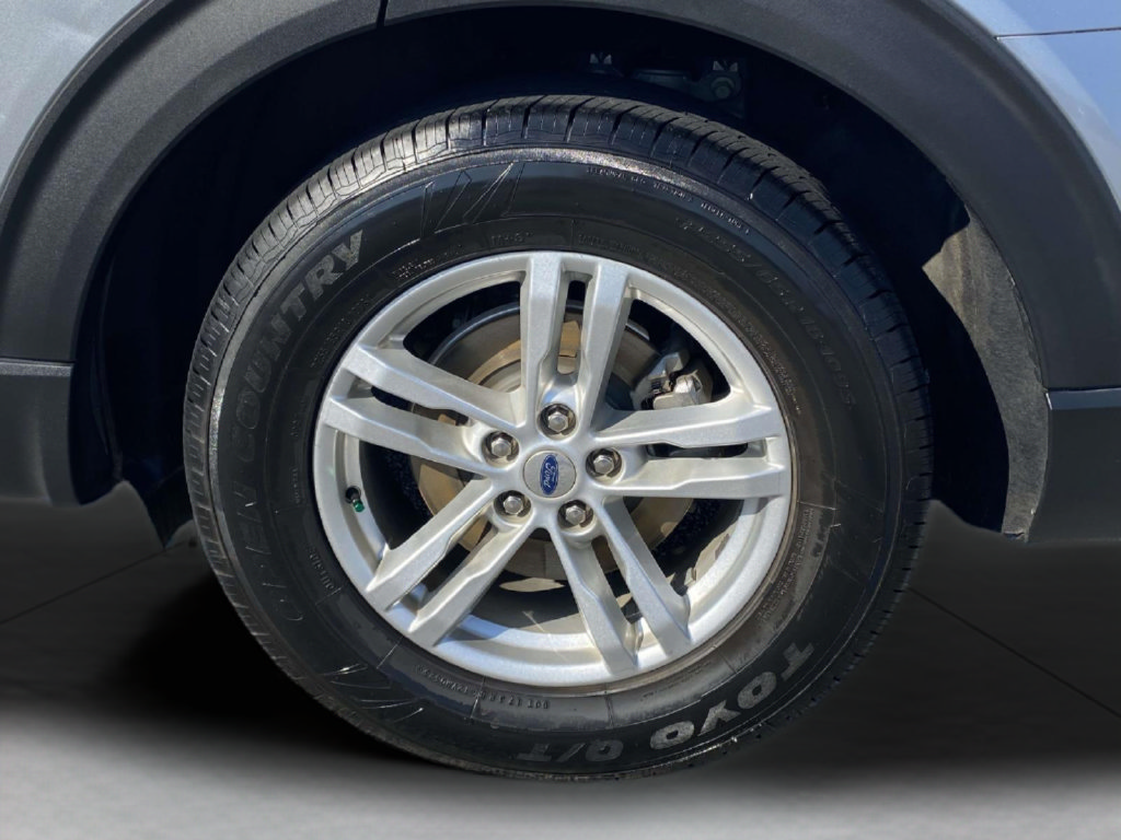 Used 2023 Ford Explorer XLT RWD image 8