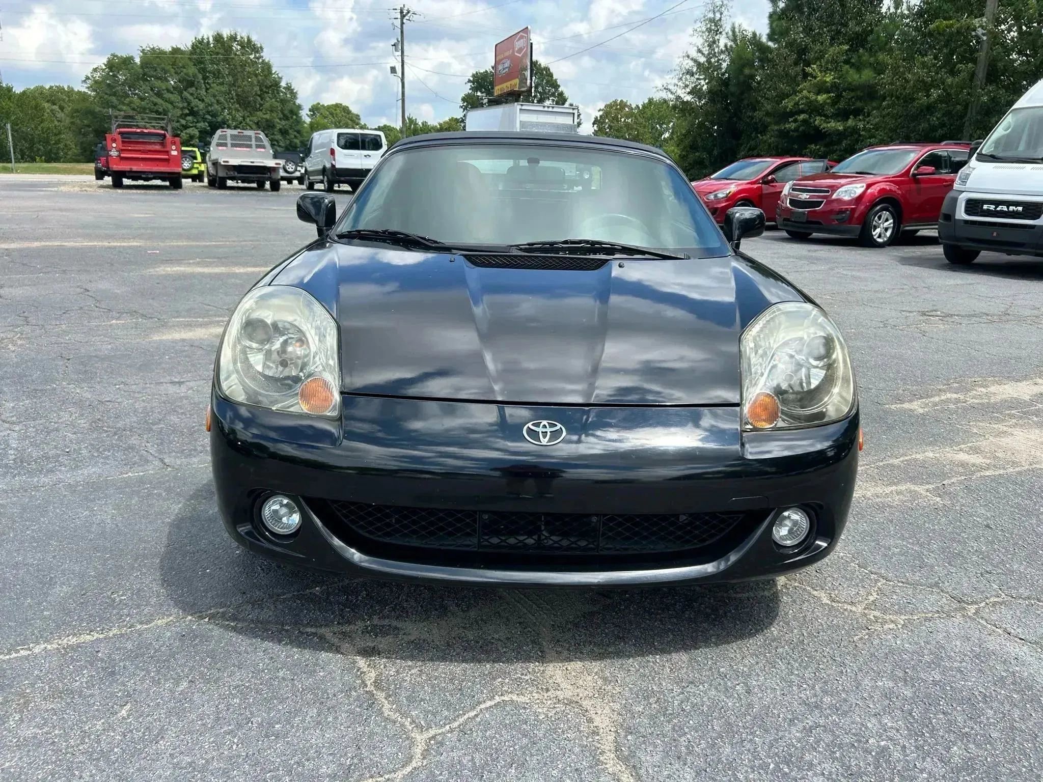 Used 2003 Toyota MR2 RWD image 4