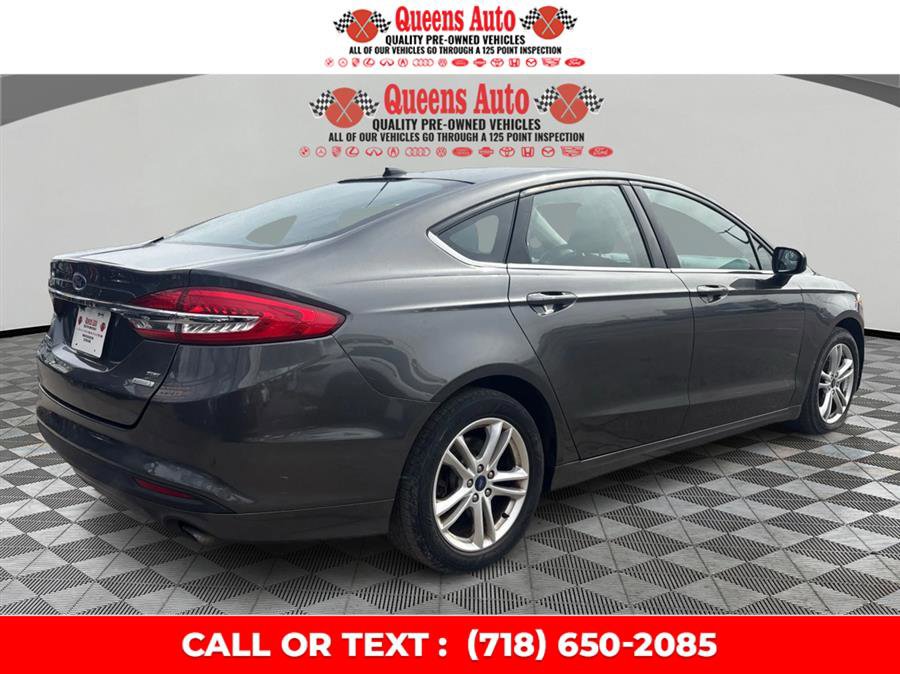 Used 2018 Ford Fusion SE image 7