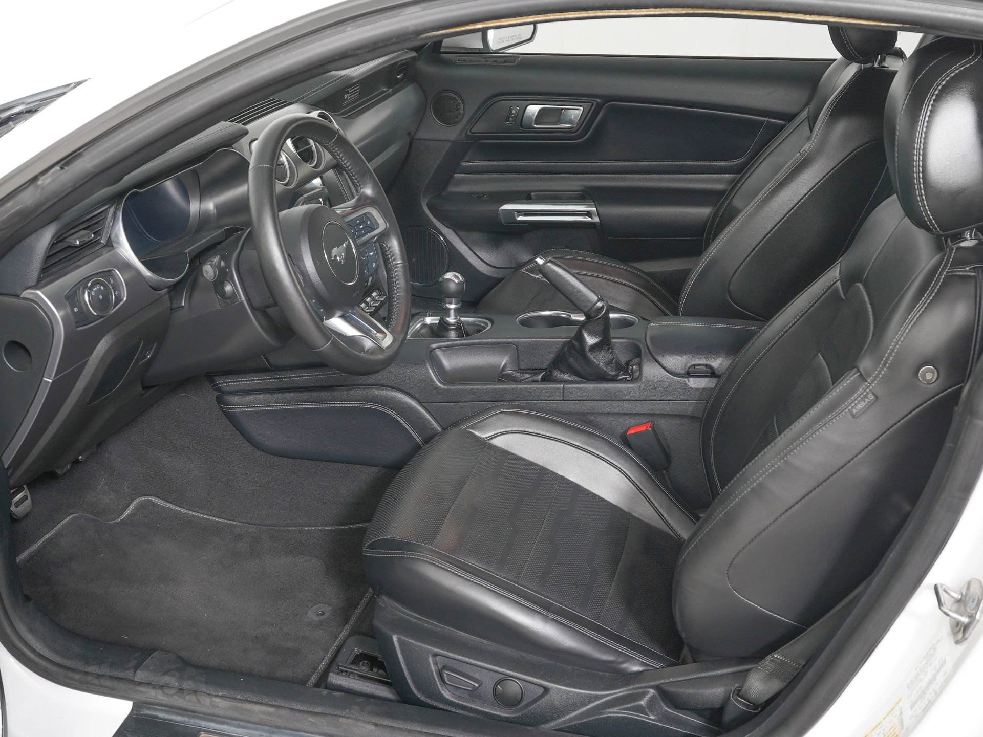 Used 2020 Ford Mustang GT Premium w/ Equipment Group 401A RWD image 12