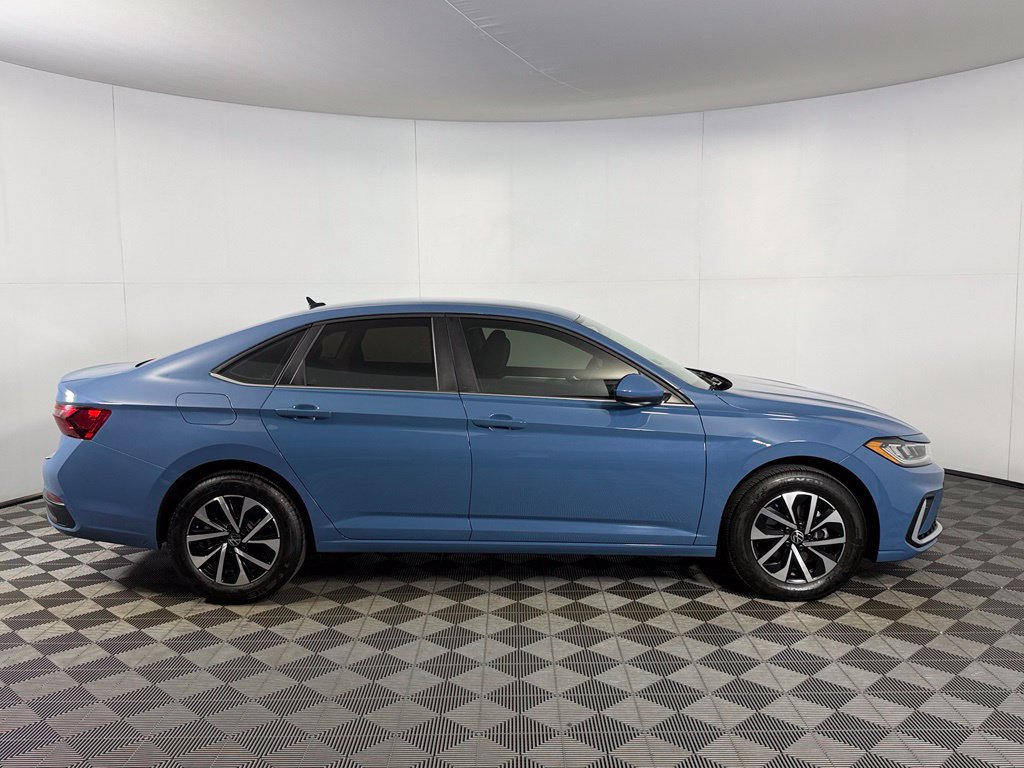 Used 2025 Volkswagen Jetta S FWD image 7