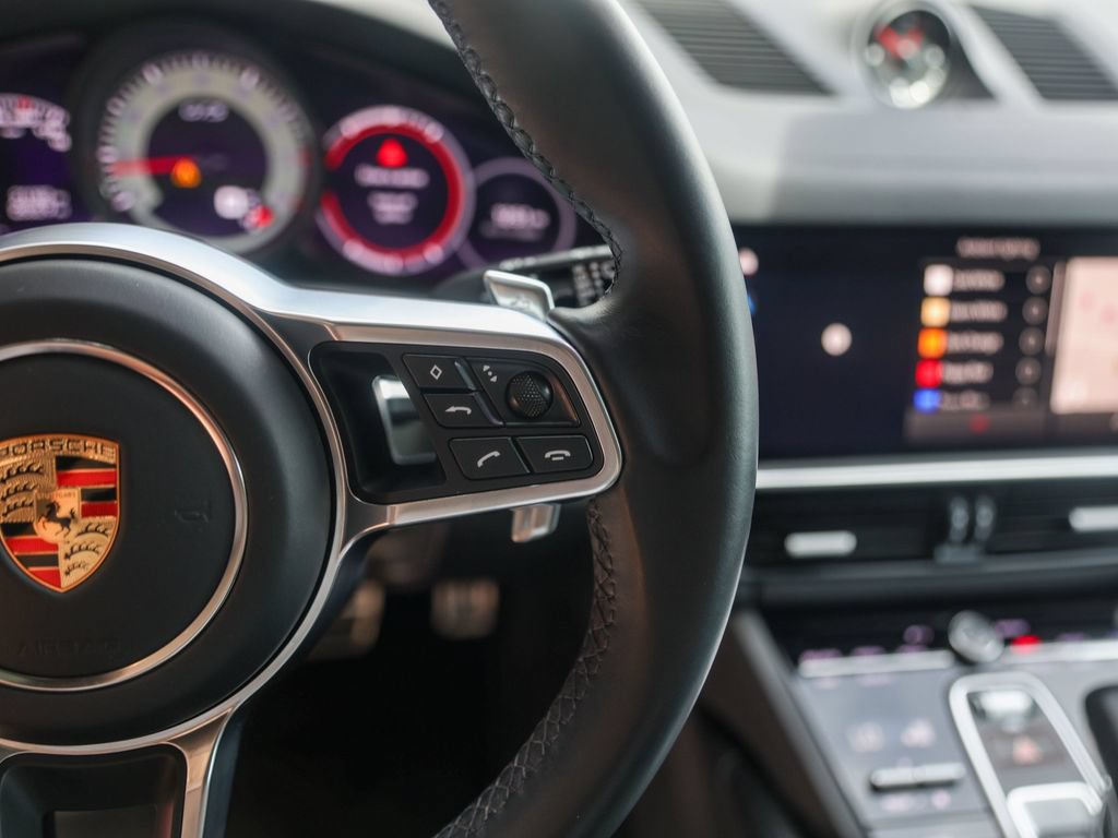 Certified 2023 Porsche Cayenne GTS AWD/4WD image 20