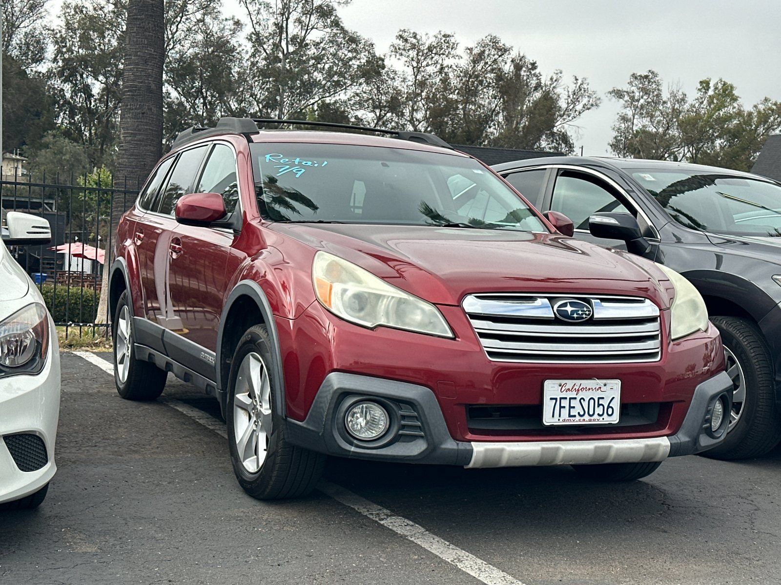 Used 2014 Subaru Outback 2.5i Limited w/ Moonroof Package AWD/4WD image 2