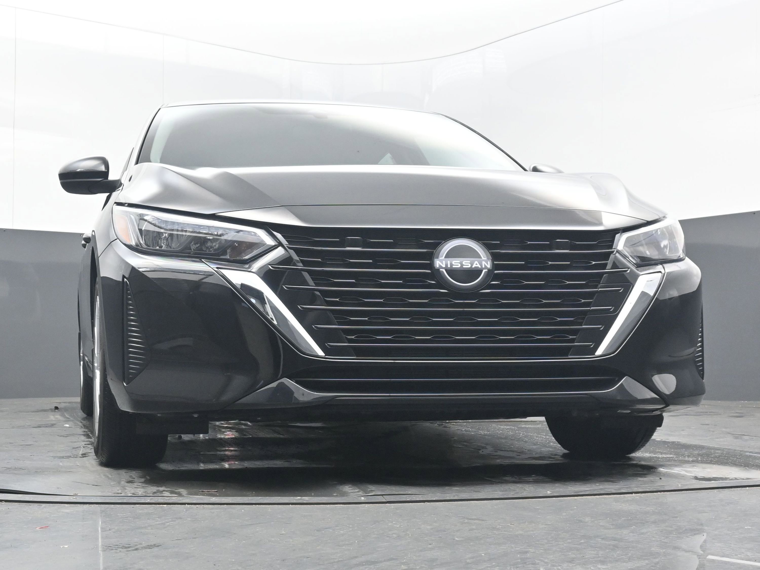 Certified 2025 Nissan Sentra S image 23