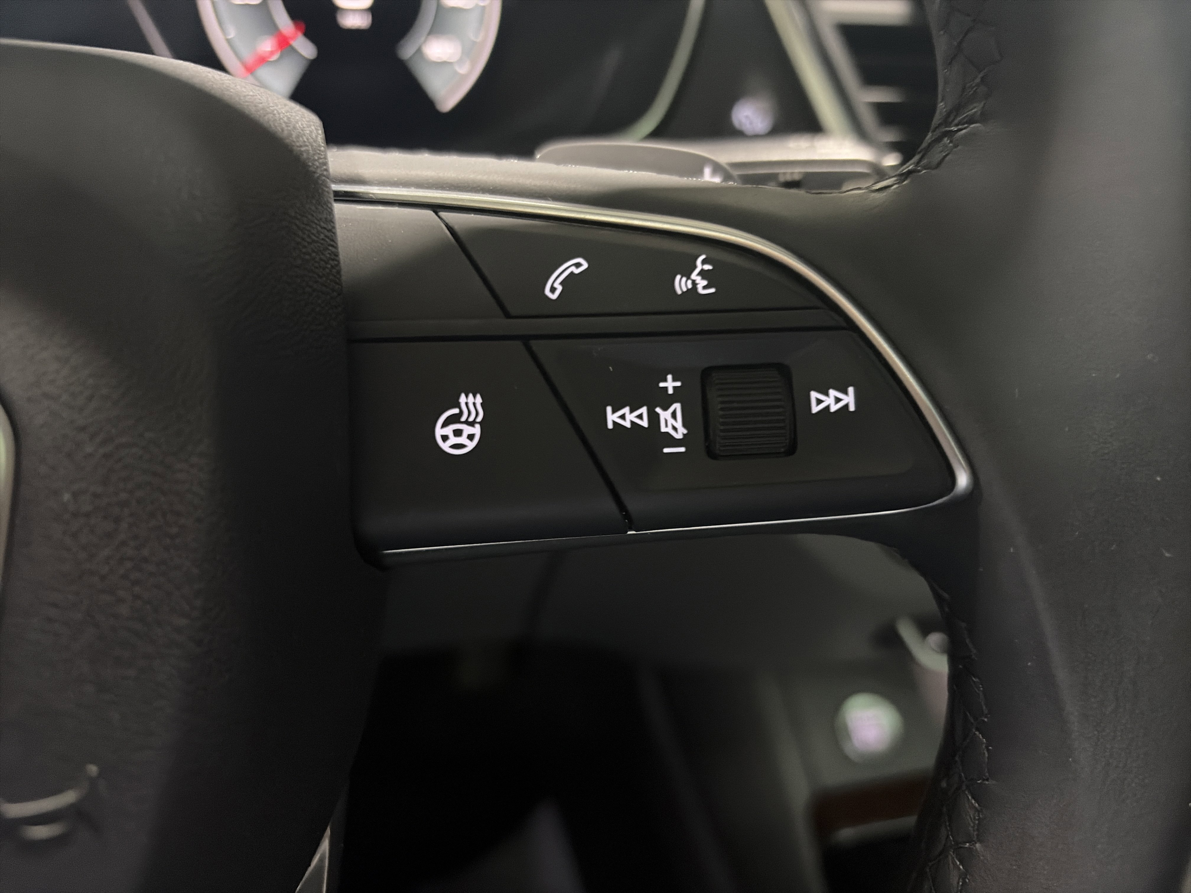 Used 2022 Audi Q5 2.0T Premium Plus image 17