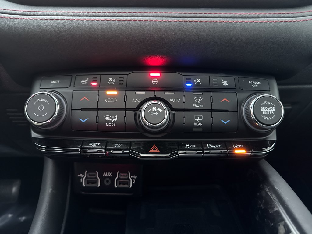 Used 2024 Dodge Durango R/T AWD/4WD image 25