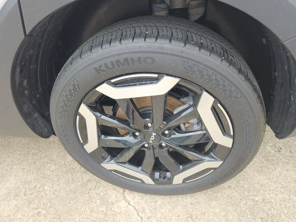 Used 2025 Kia Telluride S FWD image 26
