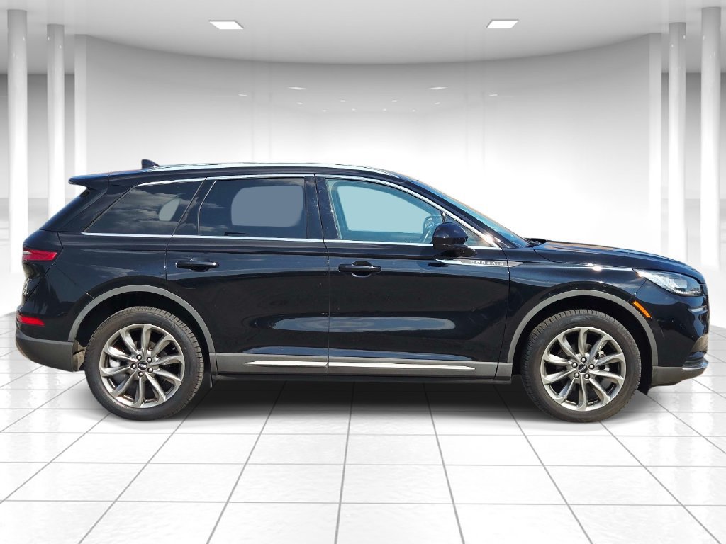 Used 2020 Lincoln Corsair AWD w/ Premium Package image 2