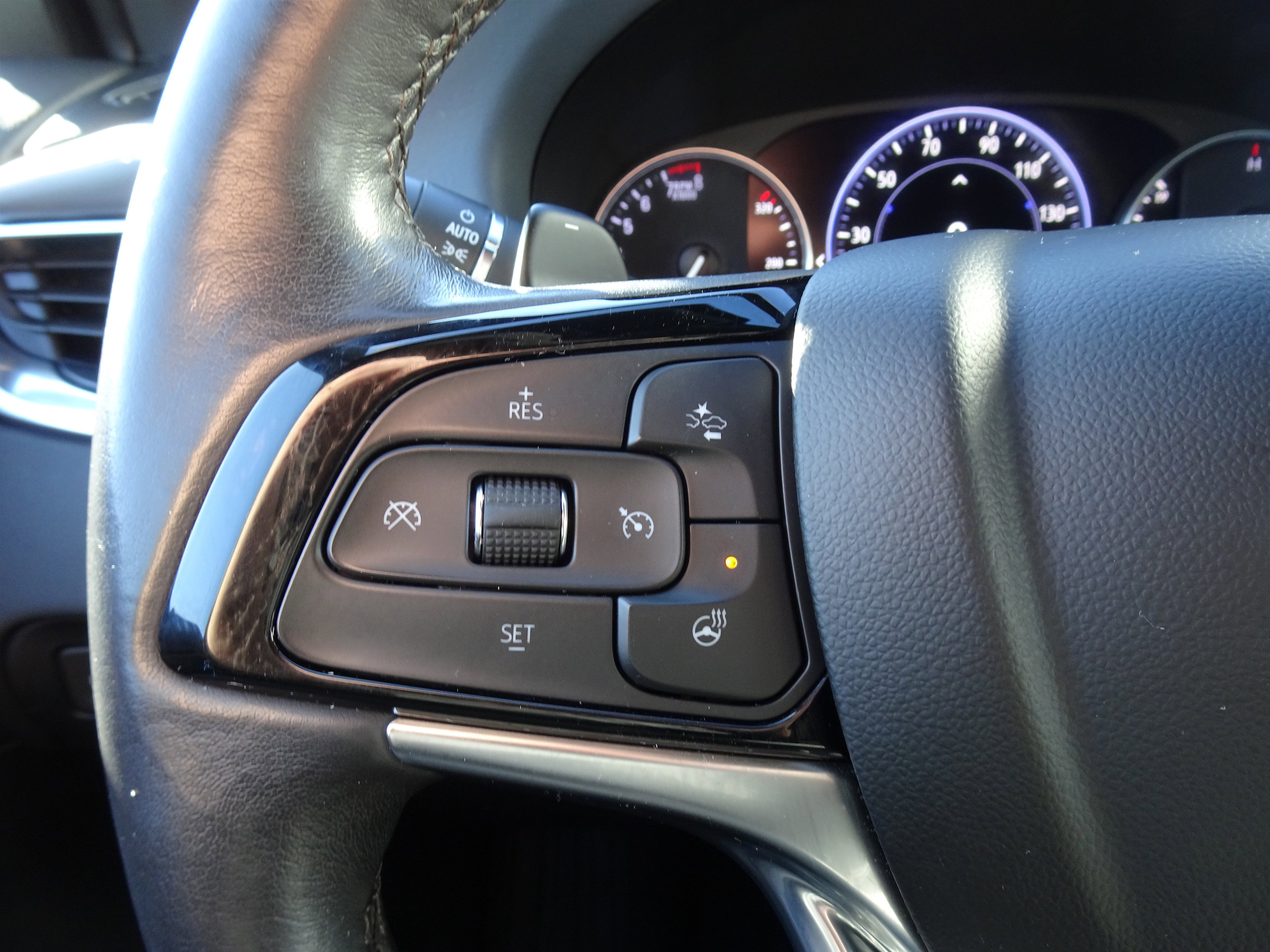 Used 2024 Buick Enclave Premium image 22